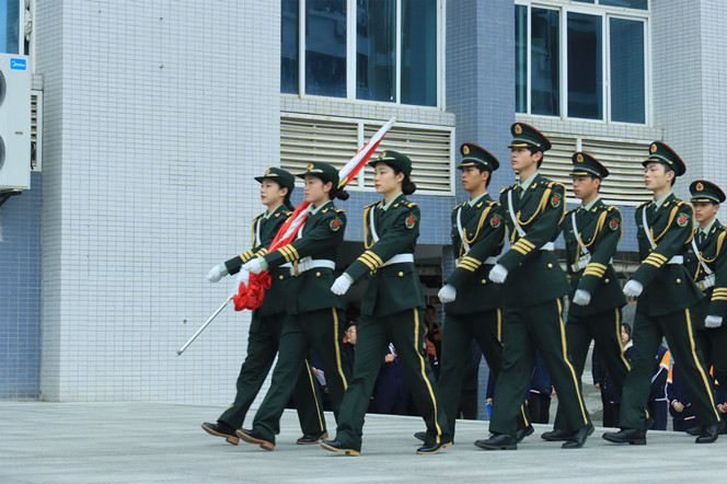 赓续护旗使命，谱写青春华章 ——南充师范学校2023年国旗班交接仪式
